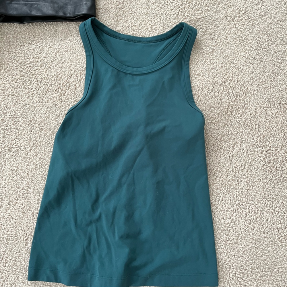 Lululemon high neck align tank top green size 6